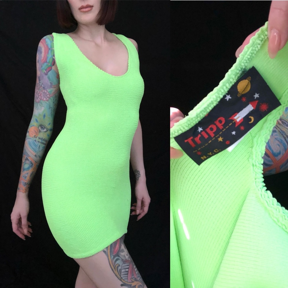 Tripp NYC Bright Green Fitted Dress